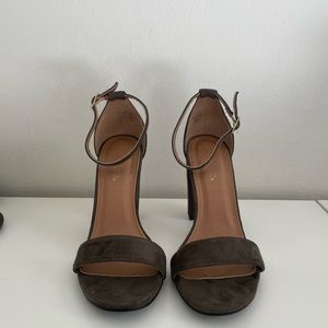 Women's Strappy Chunky Block Sandal Heels